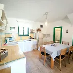 Villa Mikulica