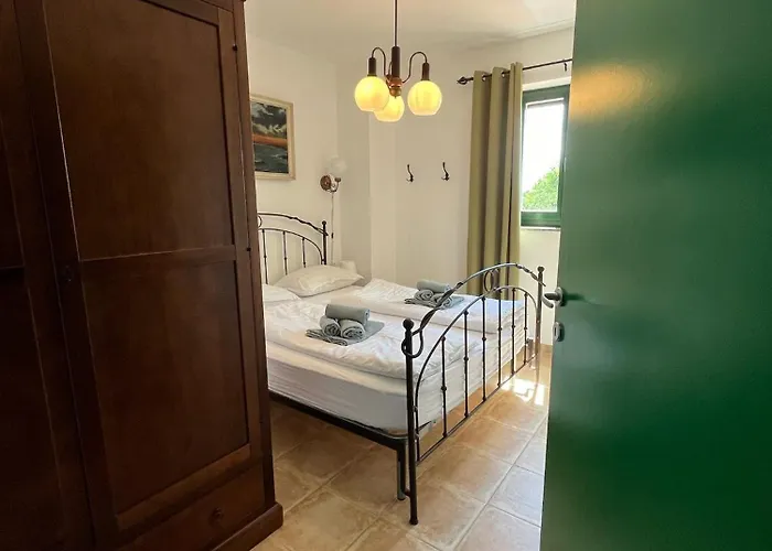 Villa Mikulica Dobrinj